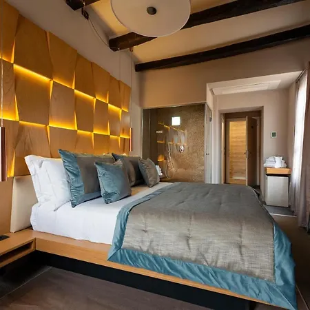 Ara Di Marte Konukevi 4*