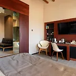 Ara Di Marte بيت ضيافة