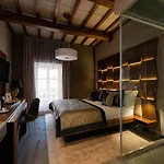 Ara Di Marte 4*