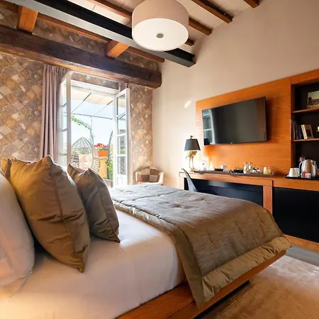 Ara Di Marte 4*